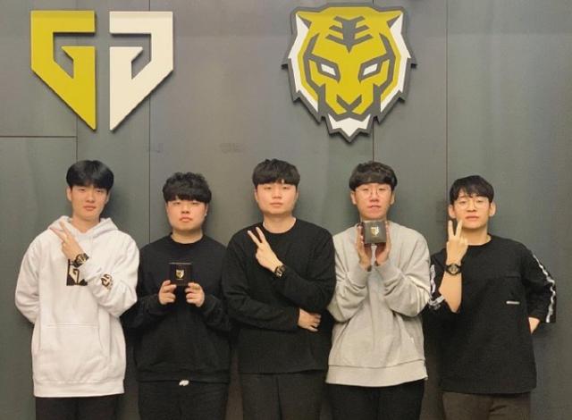 16结束比 16结束比