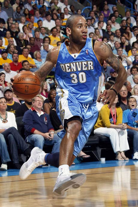 且射门精准 且射门精准