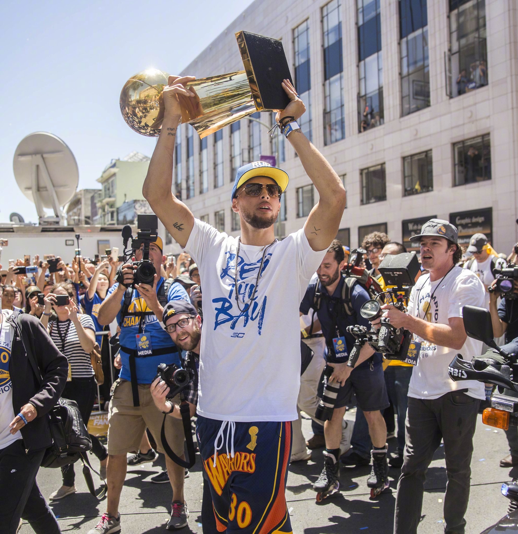 能够为参赛 能够为参赛