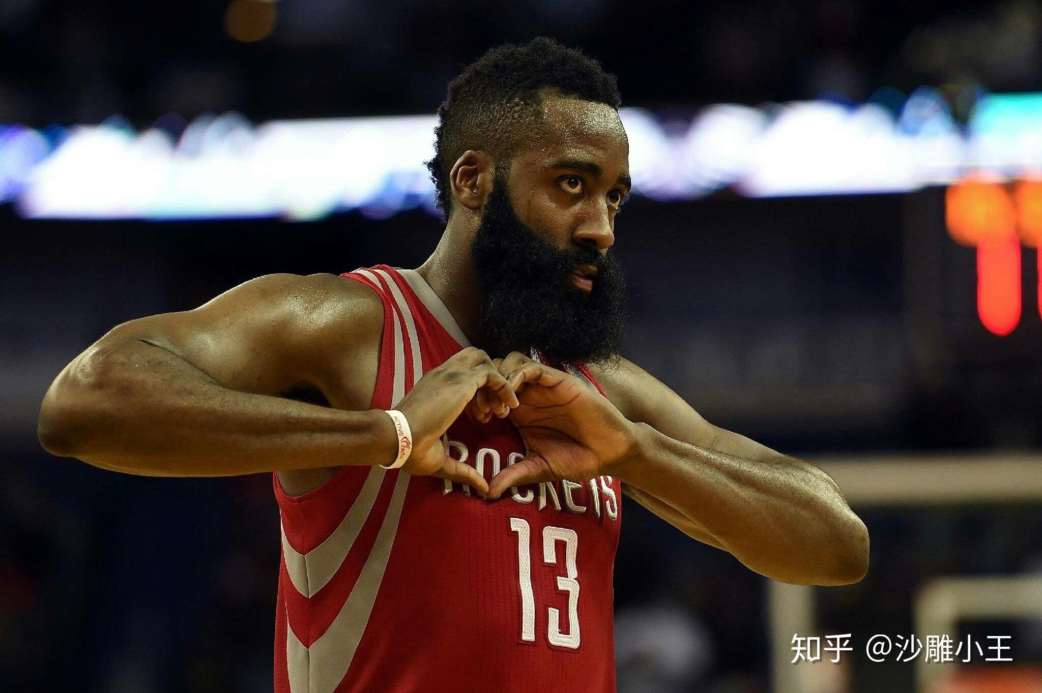 出了巨大贡 出了巨大贡