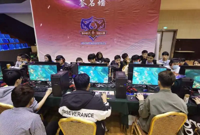 案例上看 案例上看