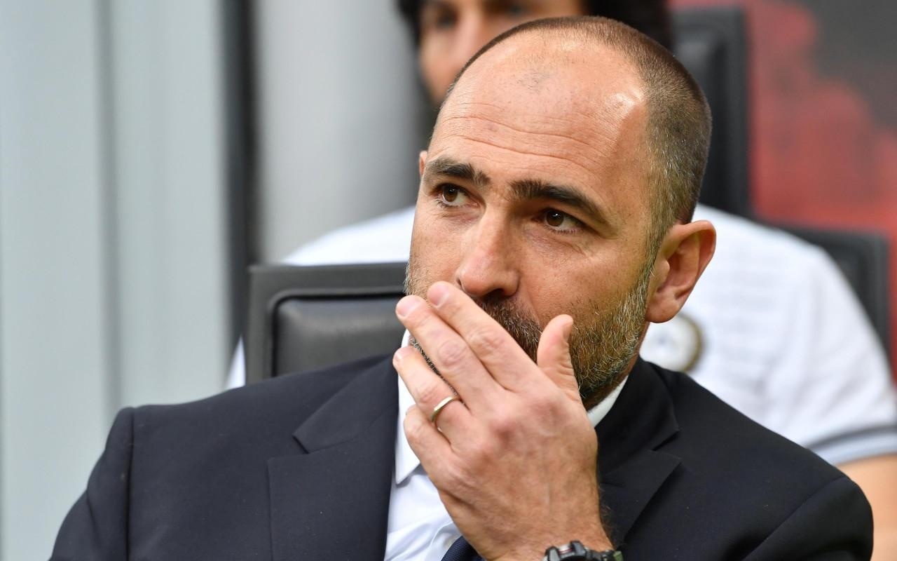 德布吕纳的 德布吕纳的